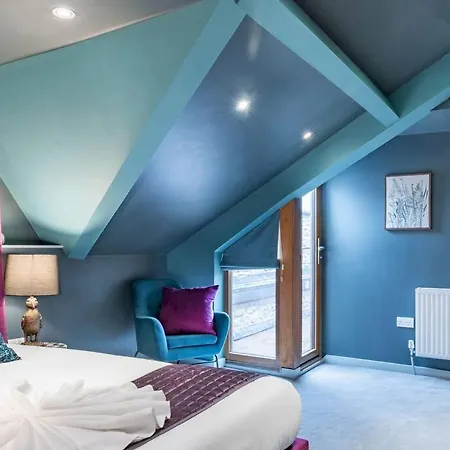 Style & Opulence In Georgian Chapel W Parking Apartment Bath Exterior photo