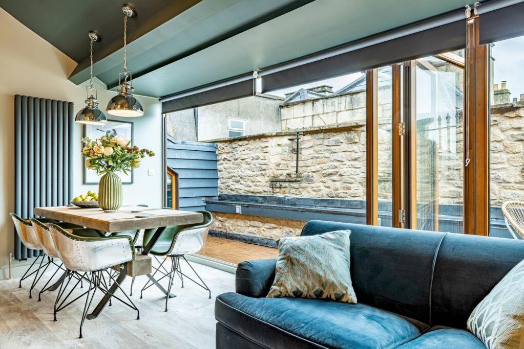 Apartment Style & Opulence In Georgian Chapel W Parking *