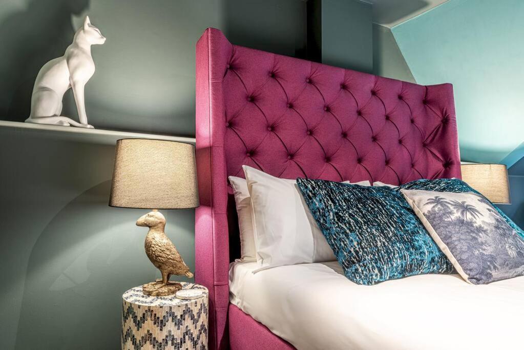 Apartment Style & Opulence In Georgian Chapel W Parking *