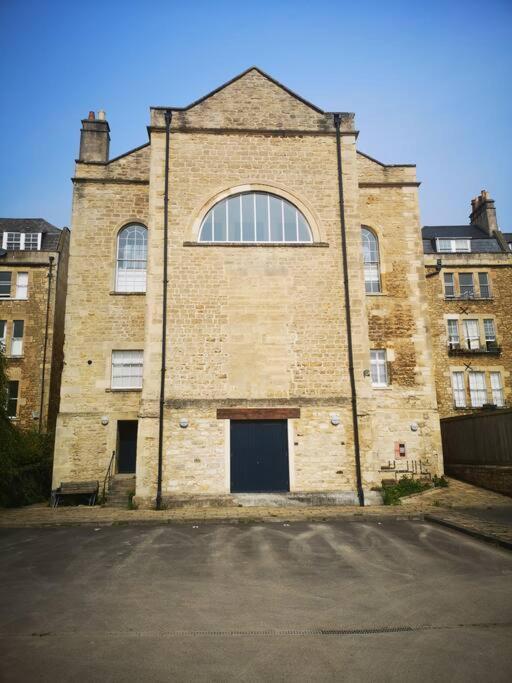 Style & Opulence In Georgian Chapel W Parking Apartment *