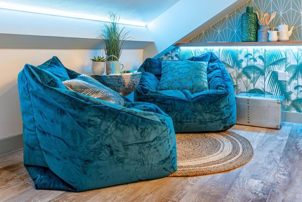 Style & Opulence In Georgian Chapel W Parking Appartement